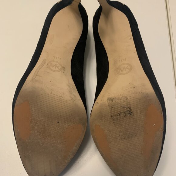 Michael Kors Yasmine Suede Heels - Size 11 - Picture 4 of 4